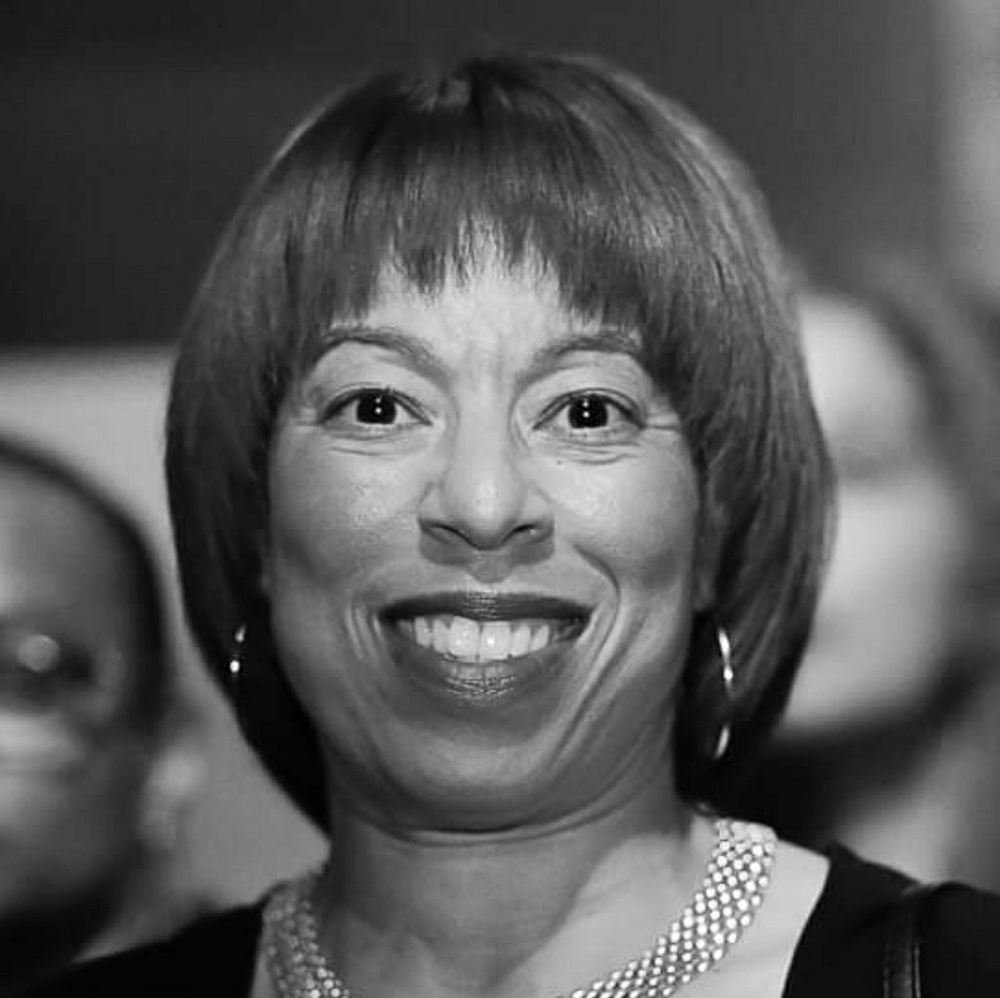 Meet your Posher, Ladonna